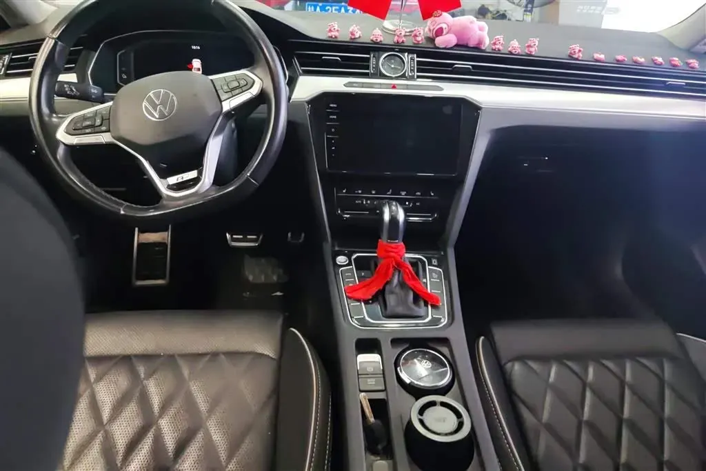 2022 Volkswagen Magotan GTE 1.4T 150HP L4 6DCT PHEV 13KWH,autocango,china used car exporter,china ev exporter,chinese used car exporter,chinese used ev exporter