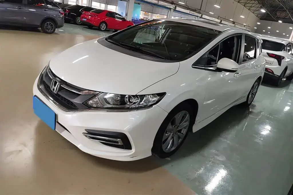 2017 Honda Jade 1.8L 141HP L4 5AT