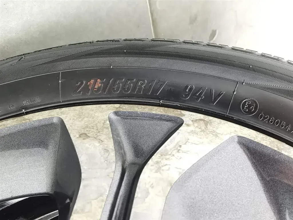 2016 Suzuki Vitara 1.4T 140HP L4 6AT,autocango,china used car exporter,china ev exporter,chinese used car exporter,chinese used ev exporter