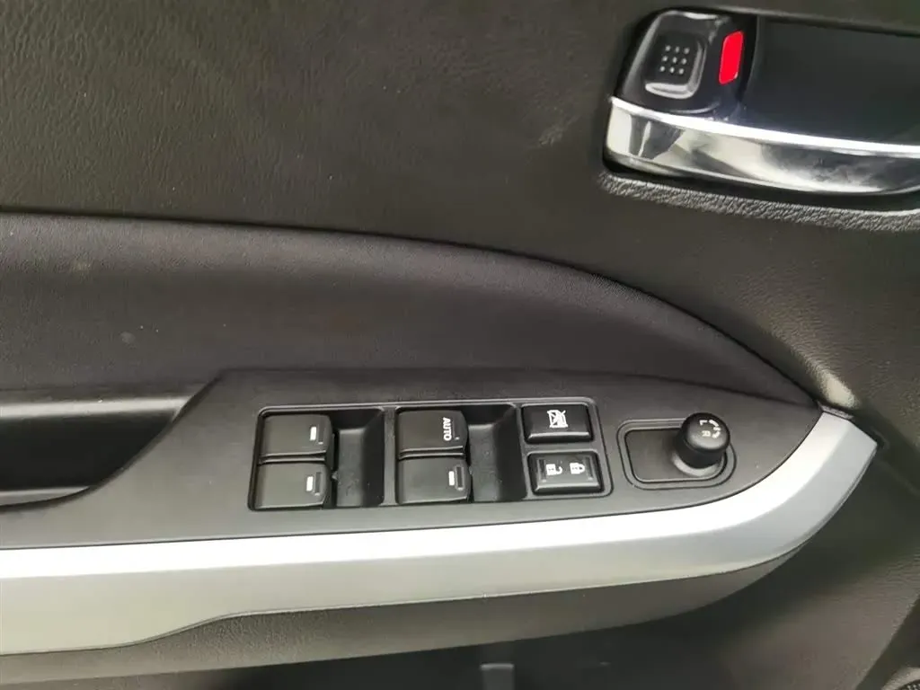 2016 Suzuki Vitara 1.4T 140HP L4 6AT,autocango,china used car exporter,china ev exporter,chinese used car exporter,chinese used ev exporter