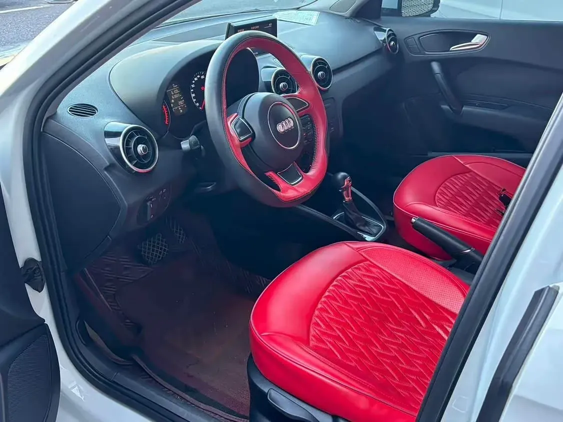 2014 Audi A1 1.4T 122HP L4 7DCT,autocango,china used car exporter,china ev exporter,chinese used car exporter,chinese used ev exporter