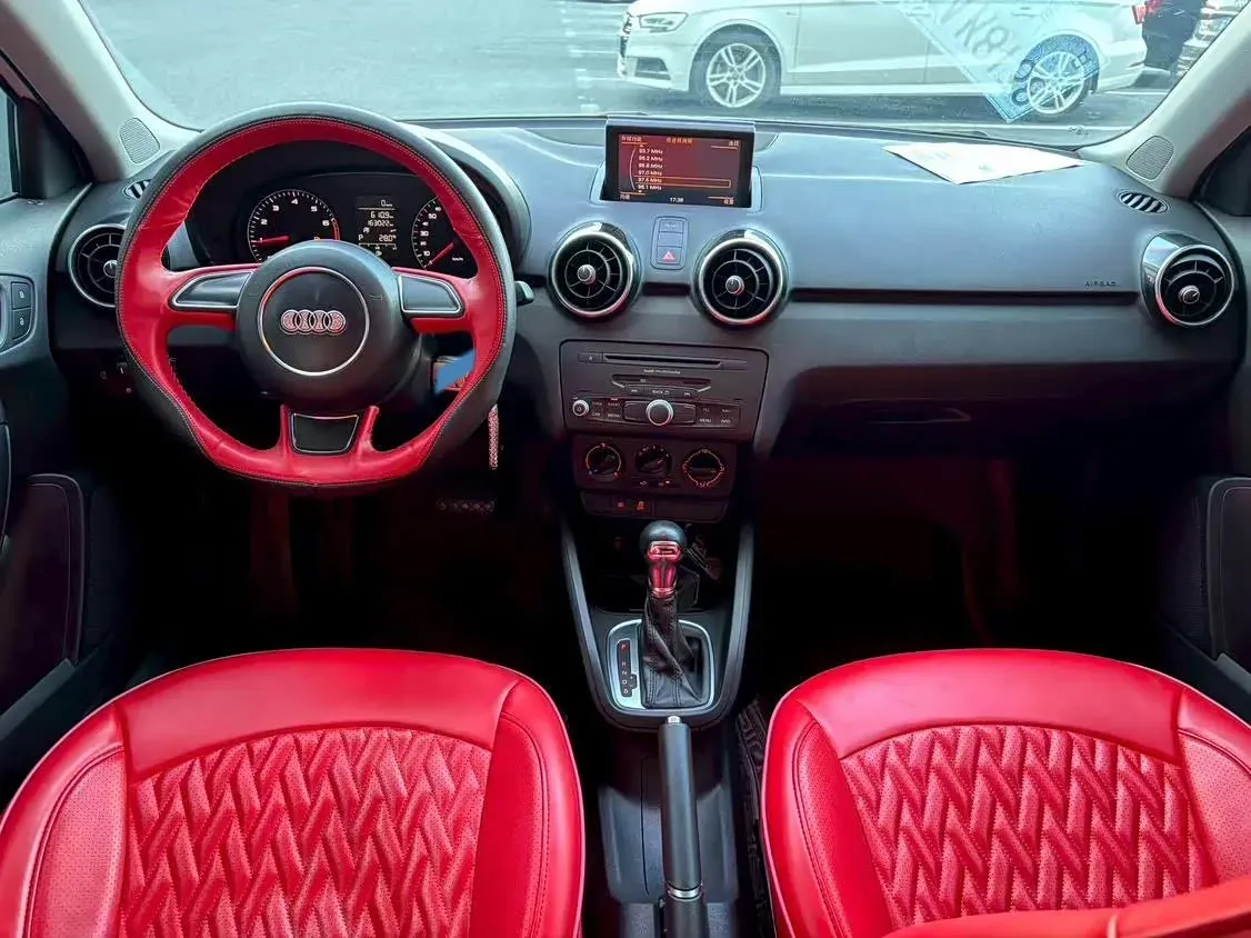 2014 Audi A1 1.4T 122HP L4 7DCT,autocango,china used car exporter,china ev exporter,chinese used car exporter,chinese used ev exporter