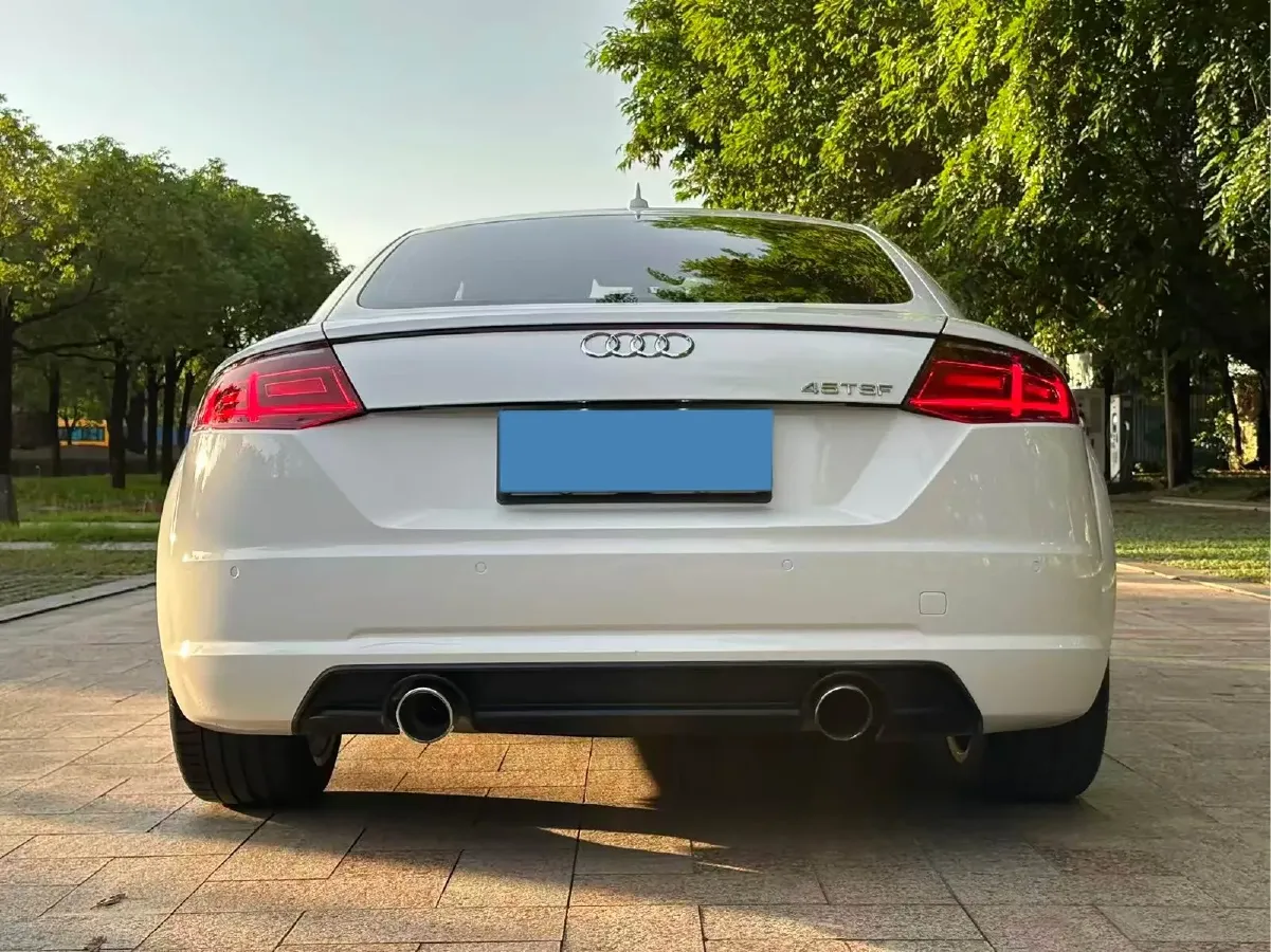 2015 Audi TT 2.0T 230HP L4 6DCT,autocango,china used car exporter,china ev exporter,chinese used car exporter,chinese used ev exporter