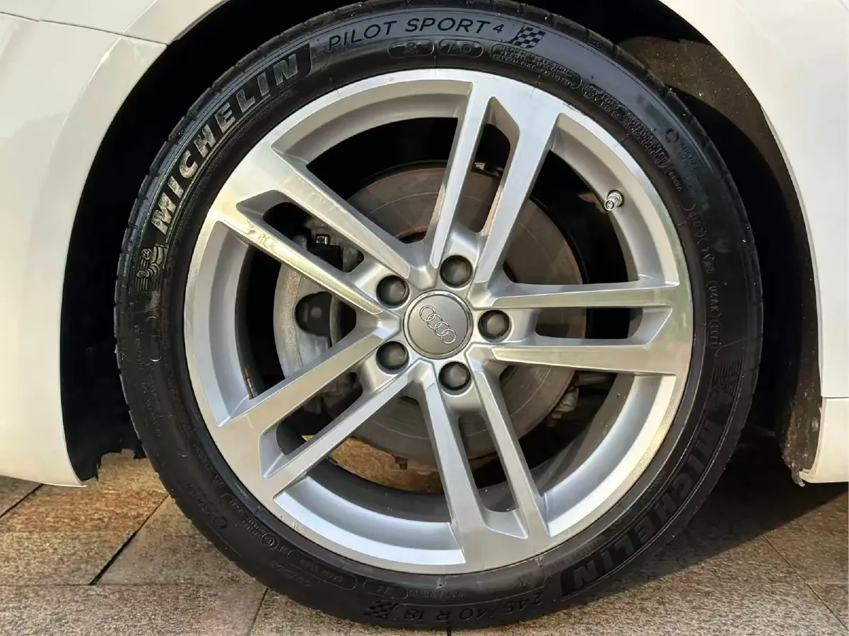 2015 Audi TT 2.0T 230HP L4 6DCT,autocango,china used car exporter,china ev exporter,chinese used car exporter,chinese used ev exporter