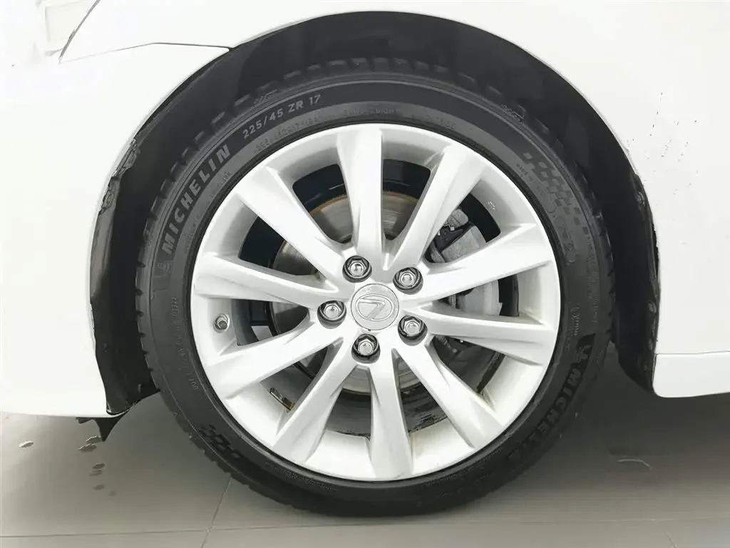 2013 Lexus IS 2.5L 208HP V6 6AT,autocango,china used car exporter,china ev exporter,chinese used car exporter,chinese used ev exporter