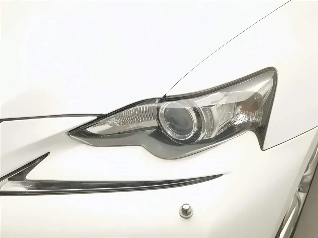 2013 Lexus IS 2.5L 208HP V6 6AT,autocango,china used car exporter,china ev exporter,chinese used car exporter,chinese used ev exporter