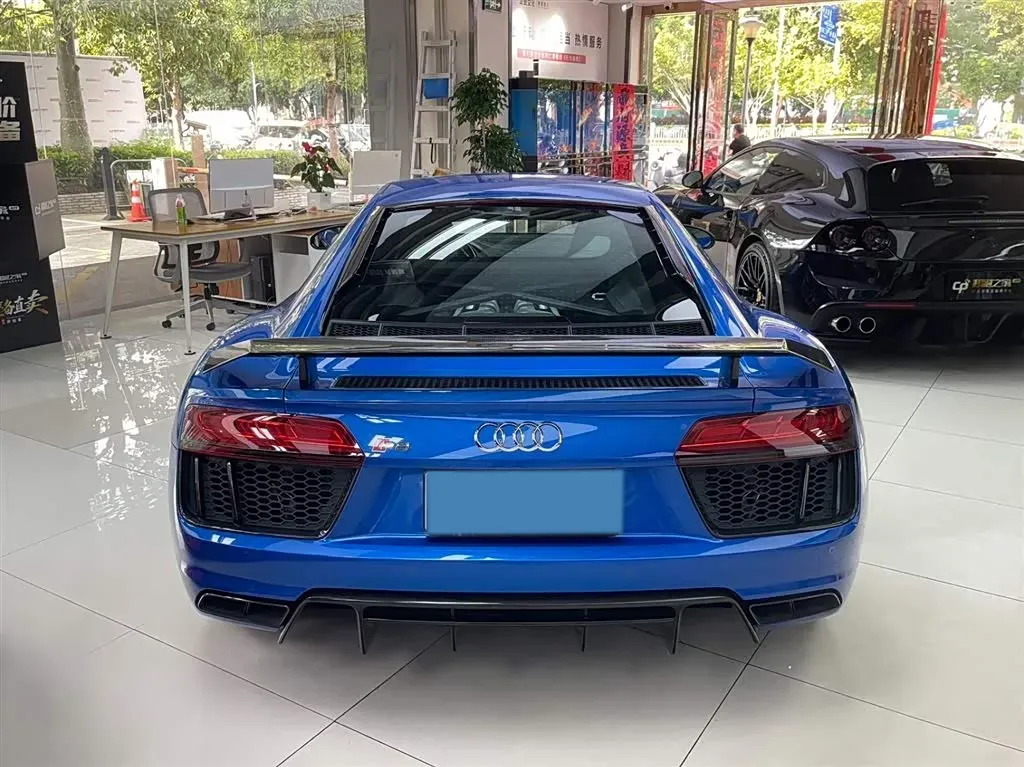 2016 Audi R8 5.2L 611HP V10 7DCT,autocango,china used car exporter,china ev exporter,chinese used car exporter,chinese used ev exporter