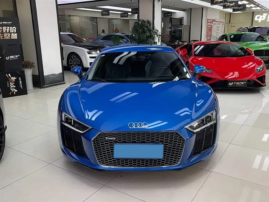 2016 Audi R8 5.2L 611HP V10 7DCT,autocango,china used car exporter,china ev exporter,chinese used car exporter,chinese used ev exporter