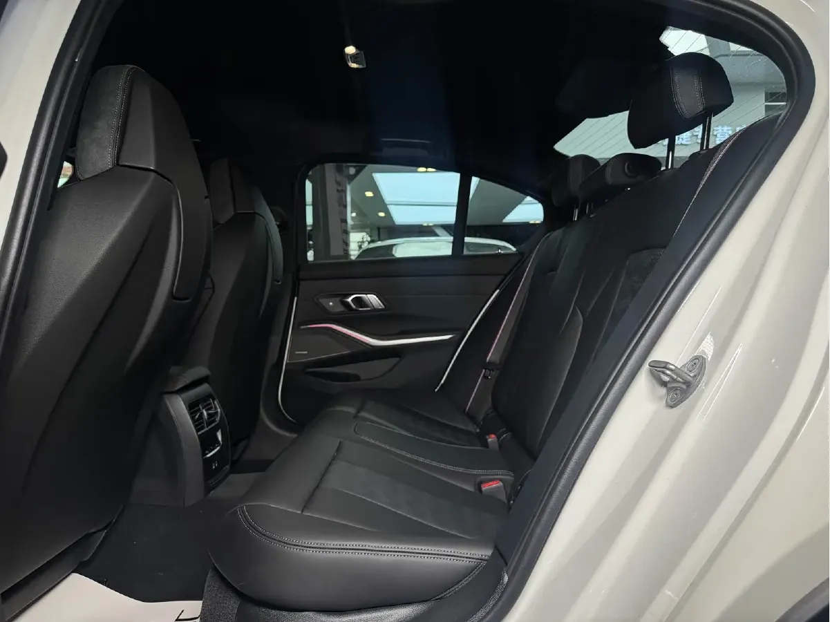 2024 BMW M3 3.0T 530HP L6 8AT,autocango,china used car exporter,china ev exporter,chinese used car exporter,chinese used ev exporter