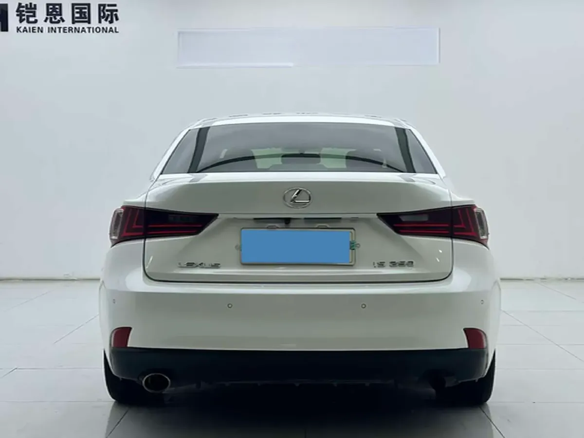 2013 Lexus IS 2.5L 208HP V6 6AT,autocango,china used car exporter,china ev exporter,chinese used car exporter,chinese used ev exporter