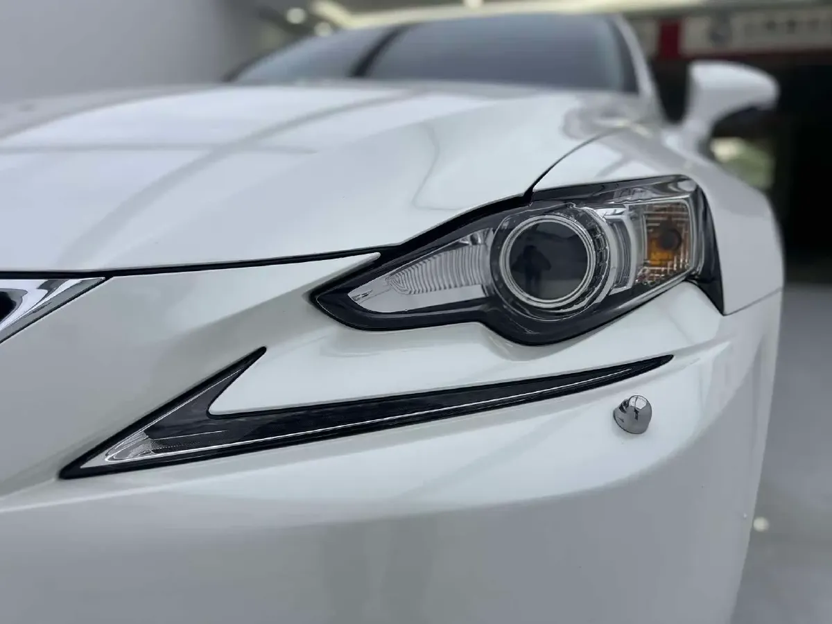 2013 Lexus IS 2.5L 208HP V6 6AT,autocango,china used car exporter,china ev exporter,chinese used car exporter,chinese used ev exporter