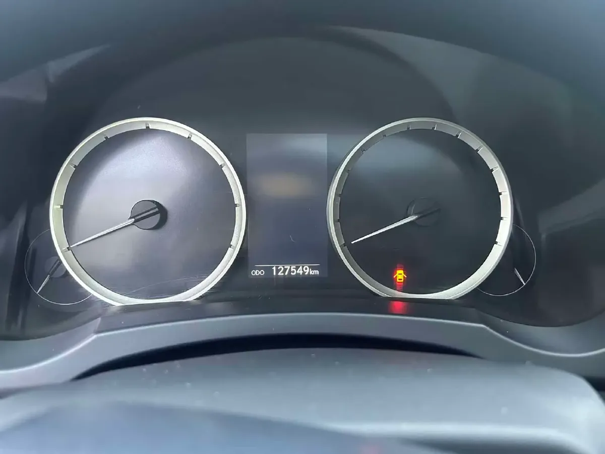 2013 Lexus IS 2.5L 208HP V6 6AT,autocango,china used car exporter,china ev exporter,chinese used car exporter,chinese used ev exporter