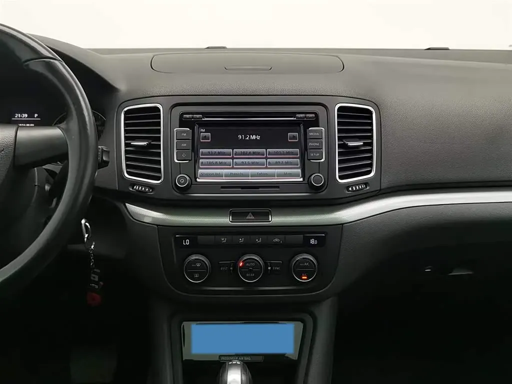 2013 Volkswagen Sharan 1.8T 160HP L4 6DCT,autocango,china used car exporter,china ev exporter,chinese used car exporter,chinese used ev exporter