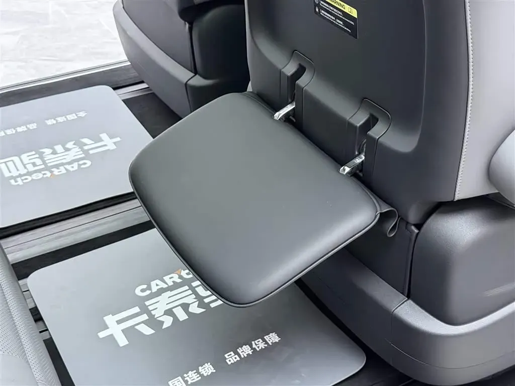 2025 Zeekr MIX BEV 102KWH,autocango,china used car exporter,china ev exporter,chinese used car exporter,chinese used ev exporter