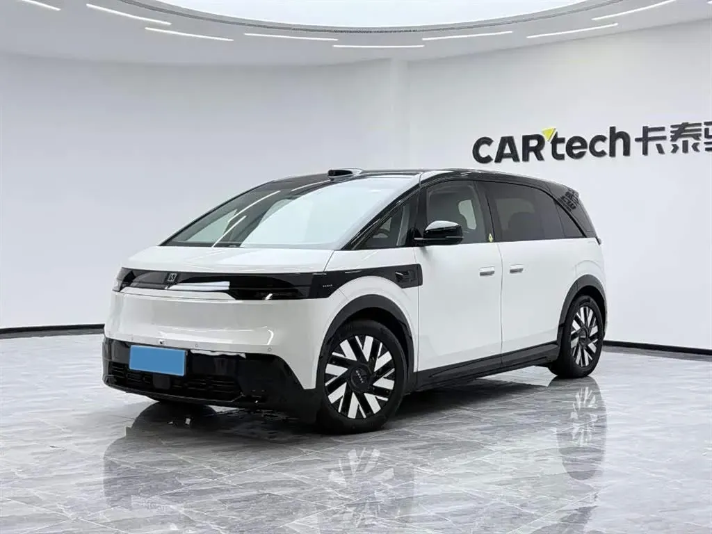 2025 Zeekr MIX BEV 102KWH,autocango,china used car exporter,china ev exporter,chinese used car exporter,chinese used ev exporter