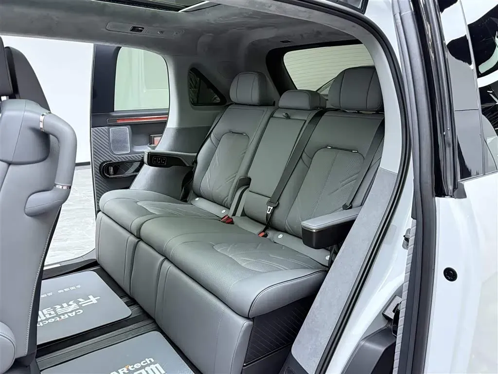 2025 Zeekr MIX BEV 102KWH,autocango,china used car exporter,china ev exporter,chinese used car exporter,chinese used ev exporter