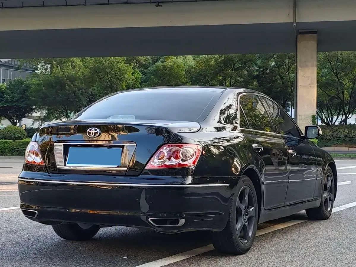 2010 Toyota Reiz 2.5L 193HP V6 6AT,autocango,china used car exporter,china ev exporter,chinese used car exporter,chinese used ev exporter