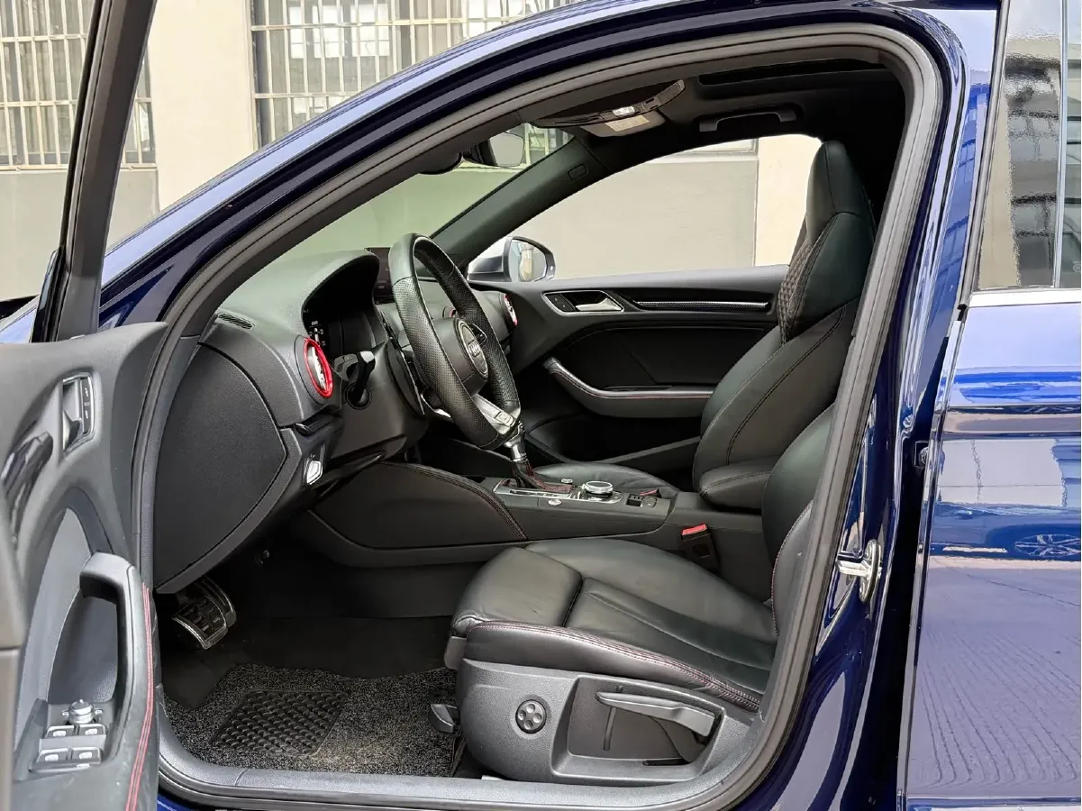 2019 Audi S3 2.0T 290HP L4 7DCT,autocango,china used car exporter,china ev exporter,chinese used car exporter,chinese used ev exporter