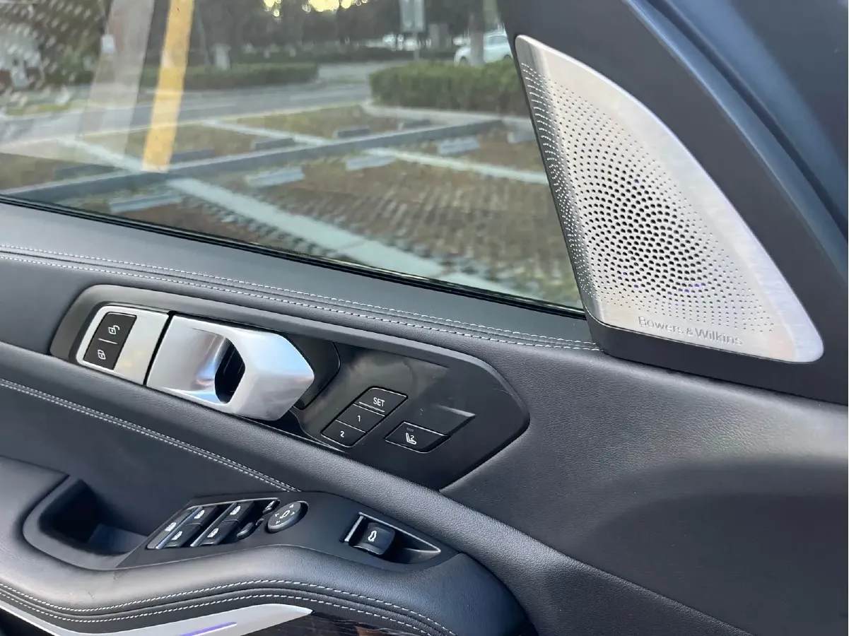 2023 BMW X5 M 4.4T 625HP V8 8AT,autocango,china used car exporter,china ev exporter,chinese used car exporter,chinese used ev exporter