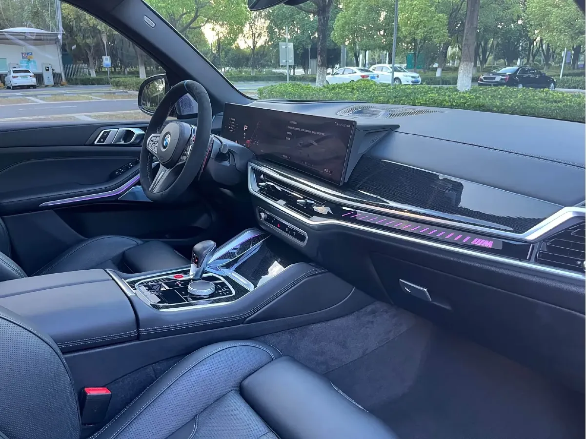 2023 BMW X5 M 4.4T 625HP V8 8AT,autocango,china used car exporter,china ev exporter,chinese used car exporter,chinese used ev exporter