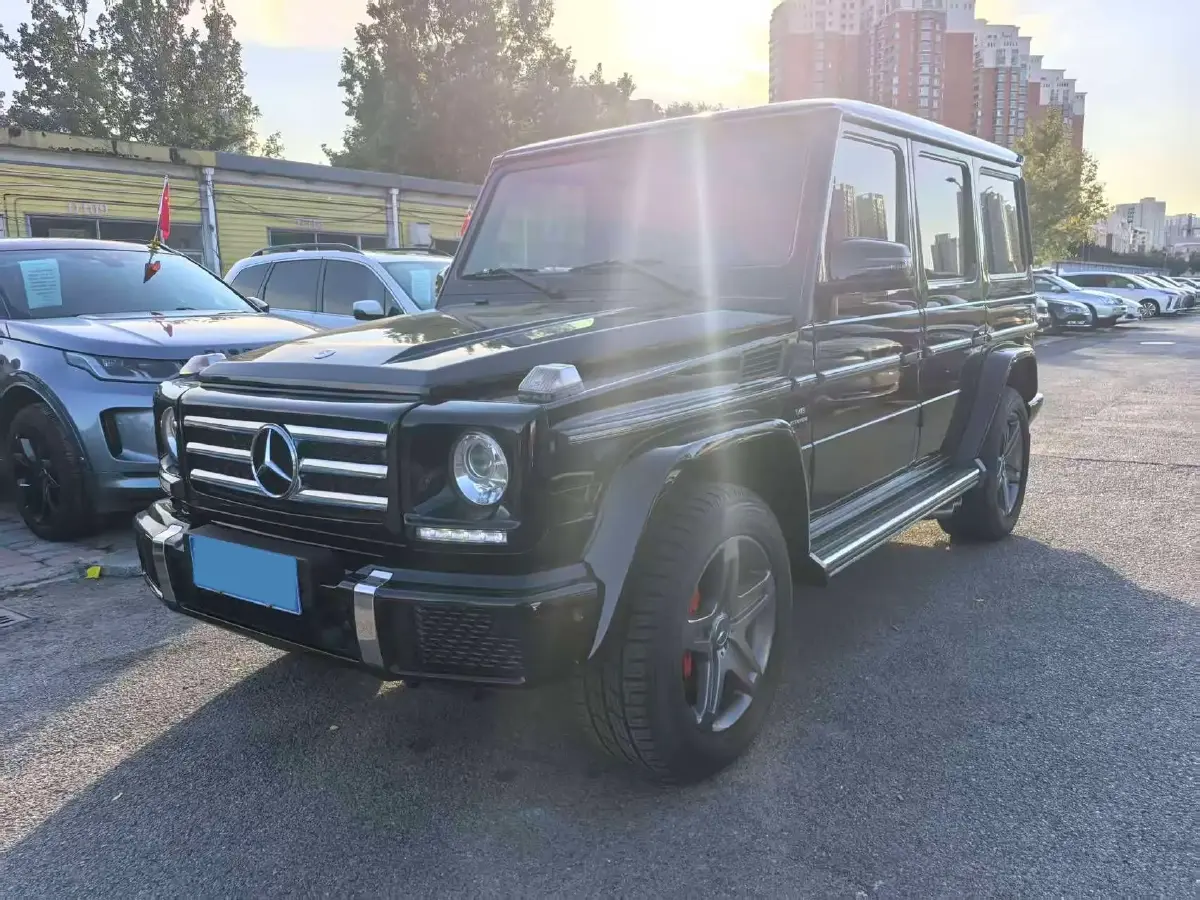 2016 Mercedes-Benz G Class 4.0T 421HP V8 7AT