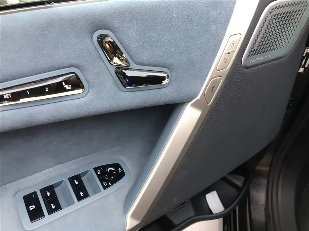 2022 BMW iX BEV 76.6KWH,autocango,china used car exporter,china ev exporter,chinese used car exporter,chinese used ev exporter