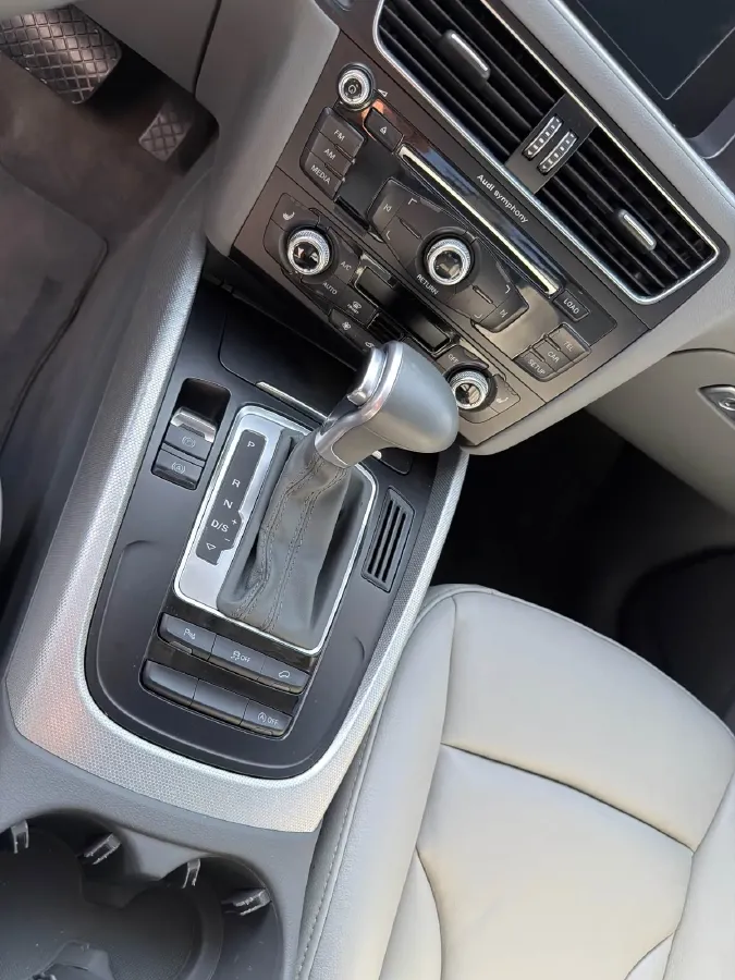 2015 Audi Q5 2.0T 224HP L4 8AT,autocango,china used car exporter,china ev exporter,chinese used car exporter,chinese used ev exporter