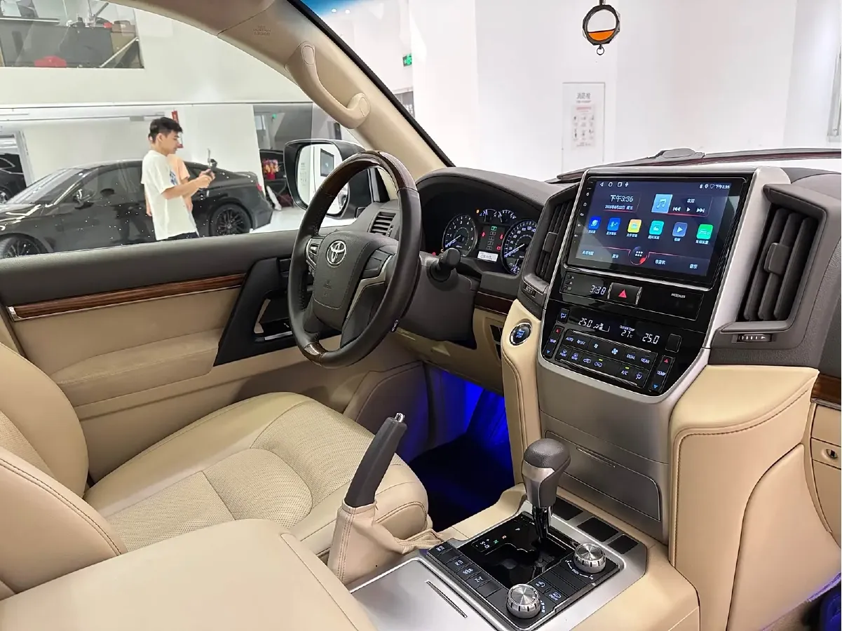 2016 Toyota Land Cruiser 4.0L 275HP V6 5AT,autocango,china used car exporter,china ev exporter,chinese used car exporter,chinese used ev exporter