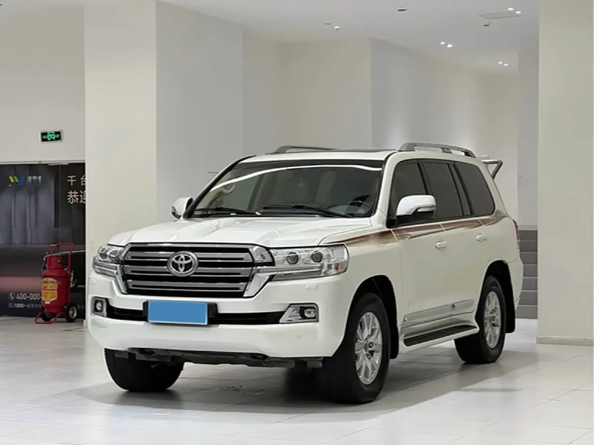 2016 Toyota Land Cruiser 4.0L 275HP V6 5AT