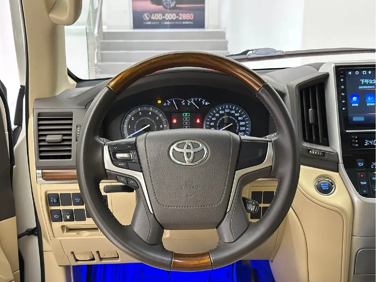 2016 Toyota Land Cruiser 4.0L 275HP V6 5AT,autocango,china used car exporter,china ev exporter,chinese used car exporter,chinese used ev exporter