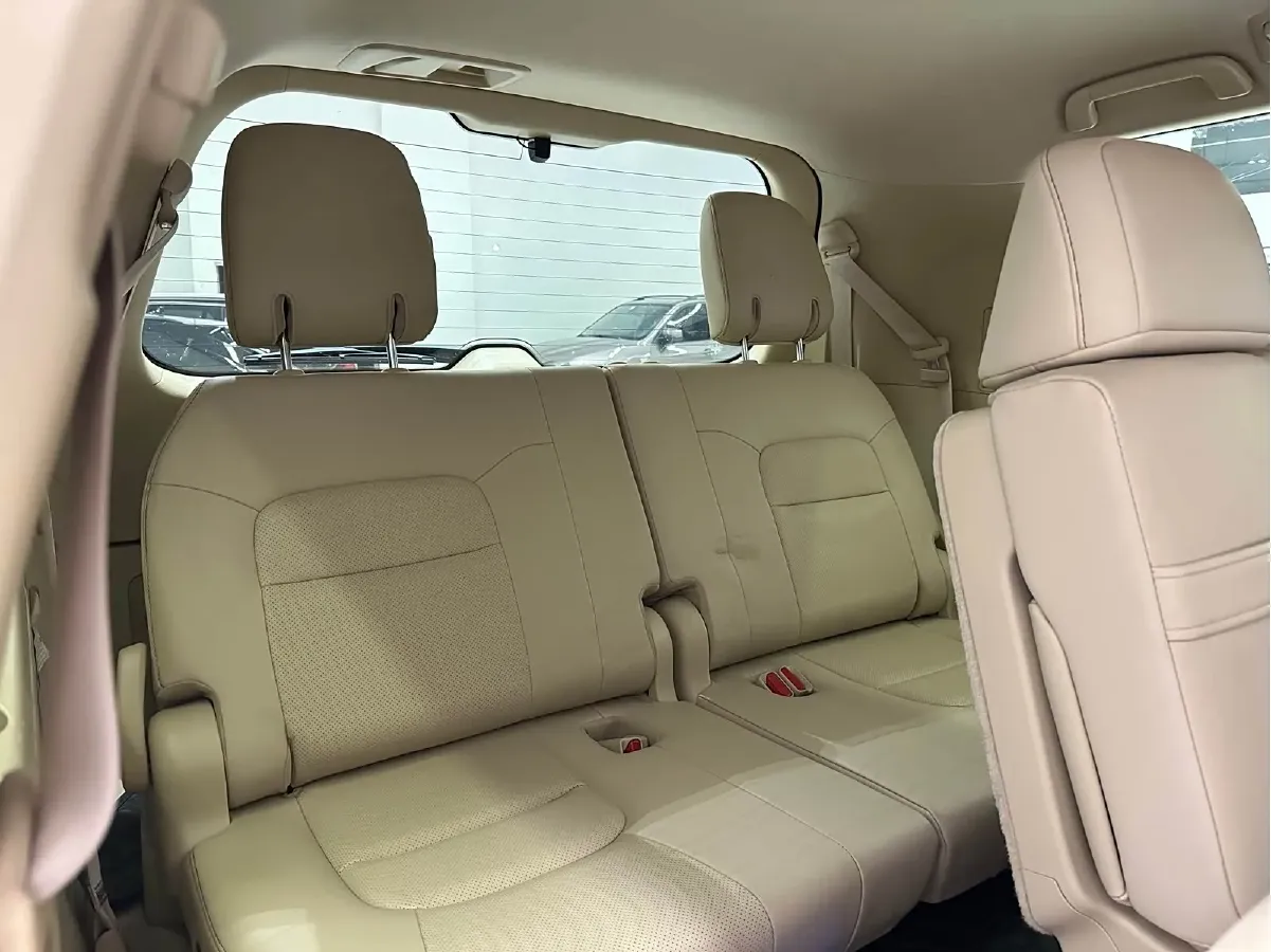 2016 Toyota Land Cruiser 4.0L 275HP V6 5AT,autocango,china used car exporter,china ev exporter,chinese used car exporter,chinese used ev exporter