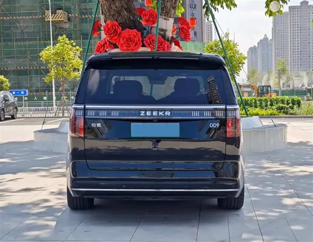 2024 Zeekr 009 BEV 108KWH,autocango,china used car exporter,china ev exporter,chinese used car exporter,chinese used ev exporter