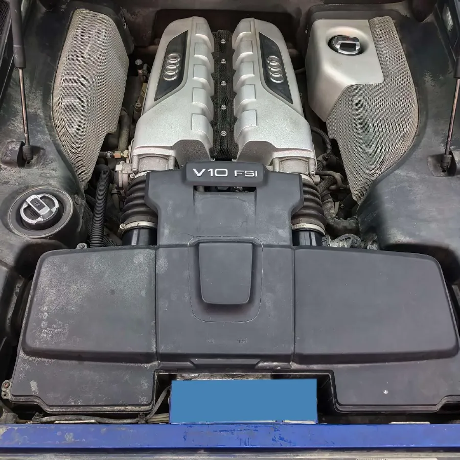 2014 Audi R8 5.2L 525HP V10 7DCT,autocango,china used car exporter,china ev exporter,chinese used car exporter,chinese used ev exporter