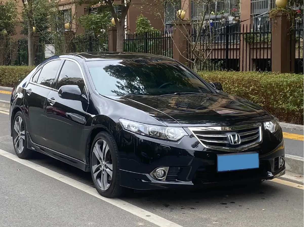 2013 Honda Spirior 2.4L 201HP L4 5AT,autocango,china used car exporter,china ev exporter,chinese used car exporter,chinese used ev exporter