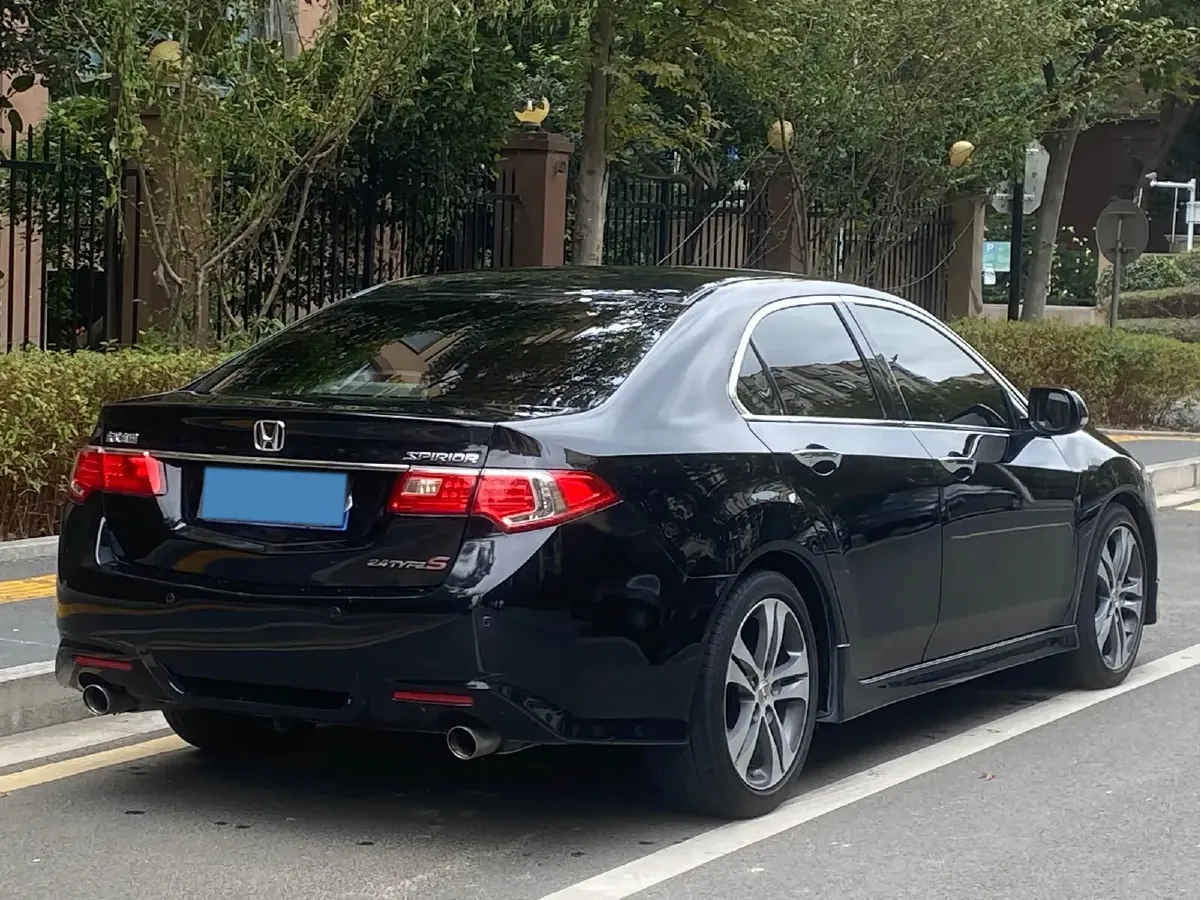 2013 Honda Spirior 2.4L 201HP L4 5AT,autocango,china used car exporter,china ev exporter,chinese used car exporter,chinese used ev exporter