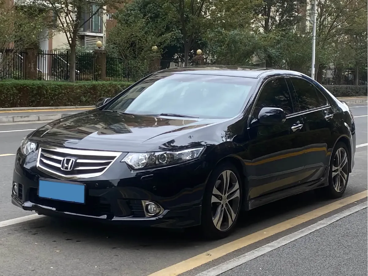 2013 Honda Spirior 2.4L 201HP L4 5AT,autocango,china used car exporter,china ev exporter,chinese used car exporter,chinese used ev exporter