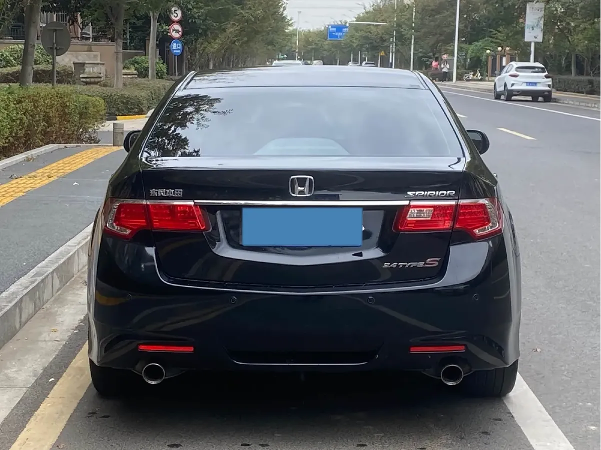 2013 Honda Spirior 2.4L 201HP L4 5AT,autocango,china used car exporter,china ev exporter,chinese used car exporter,chinese used ev exporter