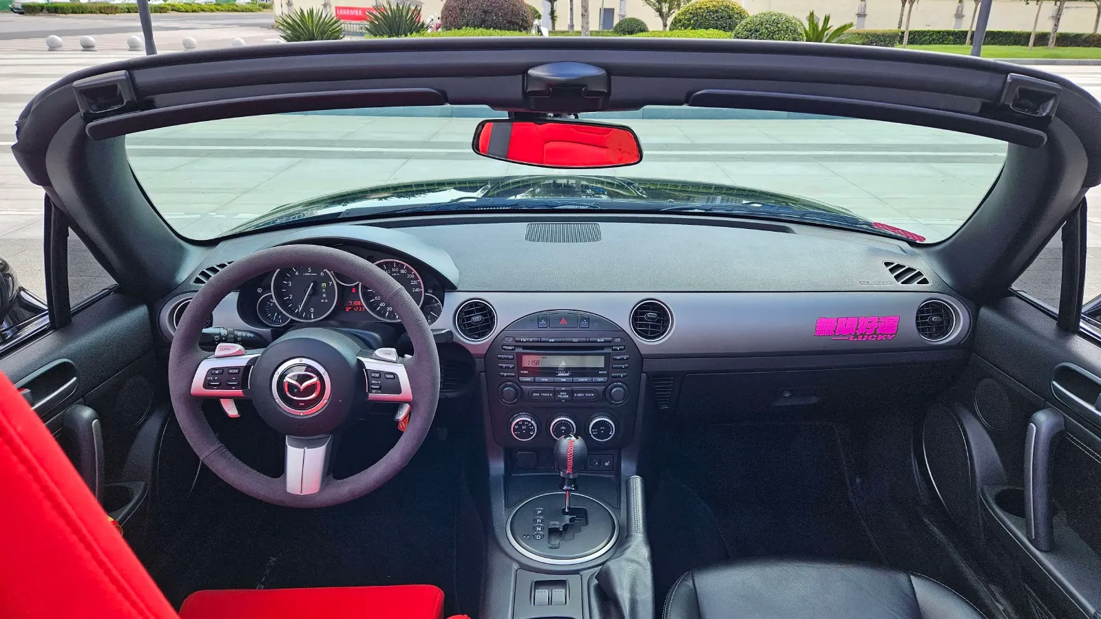 2009 Mazda MX-5 2.0L 160HP L4 6AT,autocango,china used car exporter,china ev exporter,chinese used car exporter,chinese used ev exporter