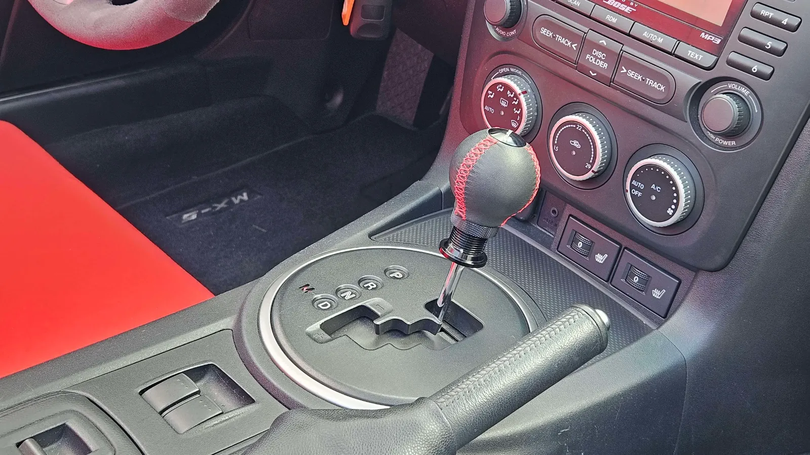 2009 Mazda MX-5 2.0L 160HP L4 6AT,autocango,china used car exporter,china ev exporter,chinese used car exporter,chinese used ev exporter