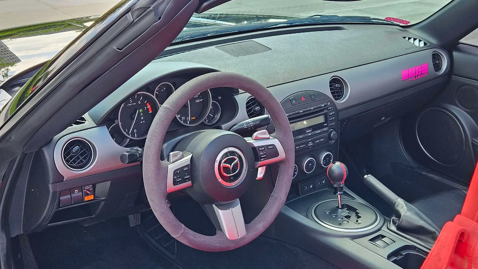 2009 Mazda MX-5 2.0L 160HP L4 6AT,autocango,china used car exporter,china ev exporter,chinese used car exporter,chinese used ev exporter