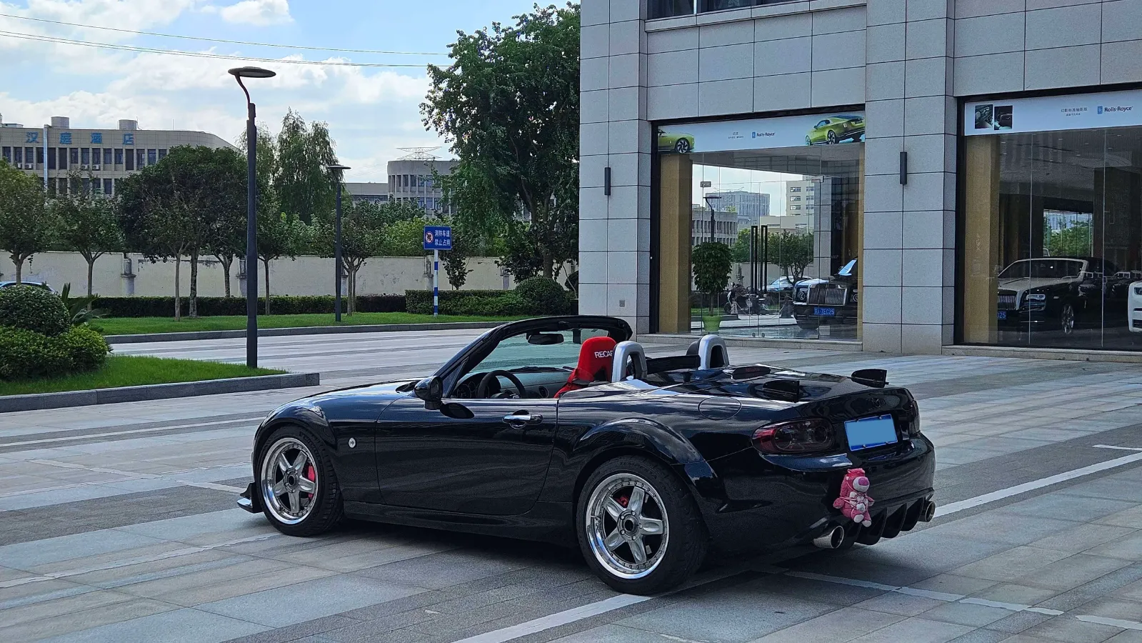 2009 Mazda MX-5 2.0L 160HP L4 6AT,autocango,china used car exporter,china ev exporter,chinese used car exporter,chinese used ev exporter