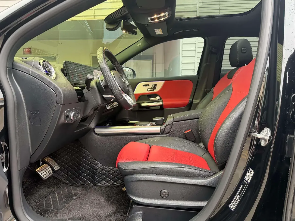 2022 Mercedes-Benz GLA AMG 2.0T 306HP L4 8DCT,autocango,china used car exporter,china ev exporter,chinese used car exporter,chinese used ev exporter