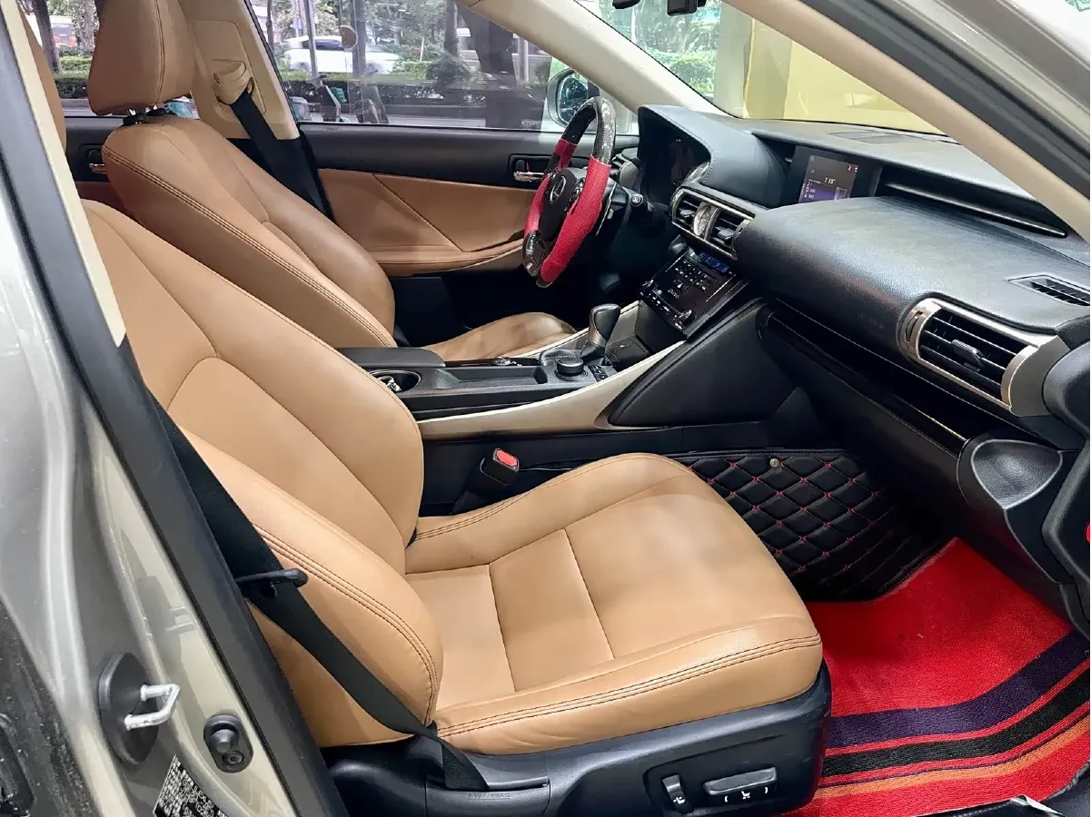 2013 Lexus IS 2.5L 208HP V6 6AT,autocango,china used car exporter,china ev exporter,chinese used car exporter,chinese used ev exporter