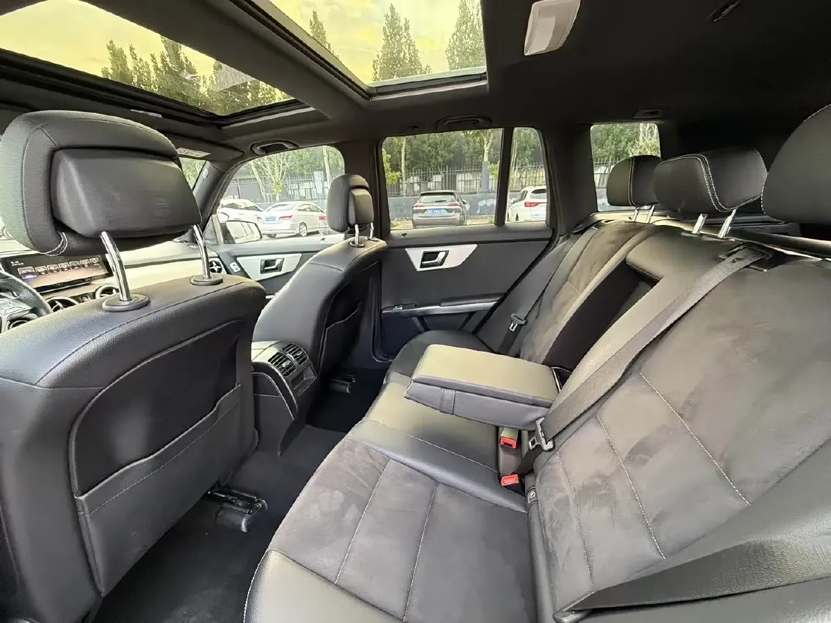 2015 Mercedes-Benz GLK Class 2.0T 211HP L4 7AT,autocango,china used car exporter,china ev exporter,chinese used car exporter,chinese used ev exporter