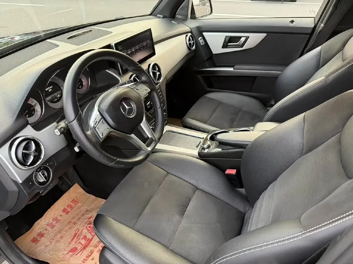 2015 Mercedes-Benz GLK Class 2.0T 211HP L4 7AT,autocango,china used car exporter,china ev exporter,chinese used car exporter,chinese used ev exporter