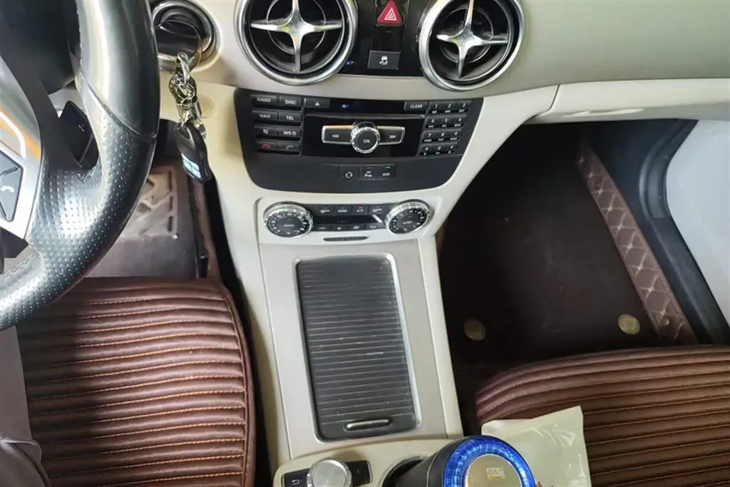 2015 Mercedes-Benz GLK Class 2.0T 211HP L4 7AT,autocango,china used car exporter,china ev exporter,chinese used car exporter,chinese used ev exporter