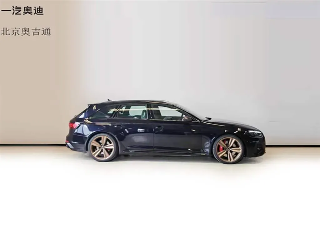 2023 Audi RS 4 2.9T 450HP V6 8AT,autocango,china used car exporter,china ev exporter,chinese used car exporter,chinese used ev exporter