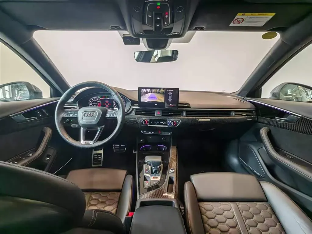 2023 Audi RS 4 2.9T 450HP V6 8AT,autocango,china used car exporter,china ev exporter,chinese used car exporter,chinese used ev exporter