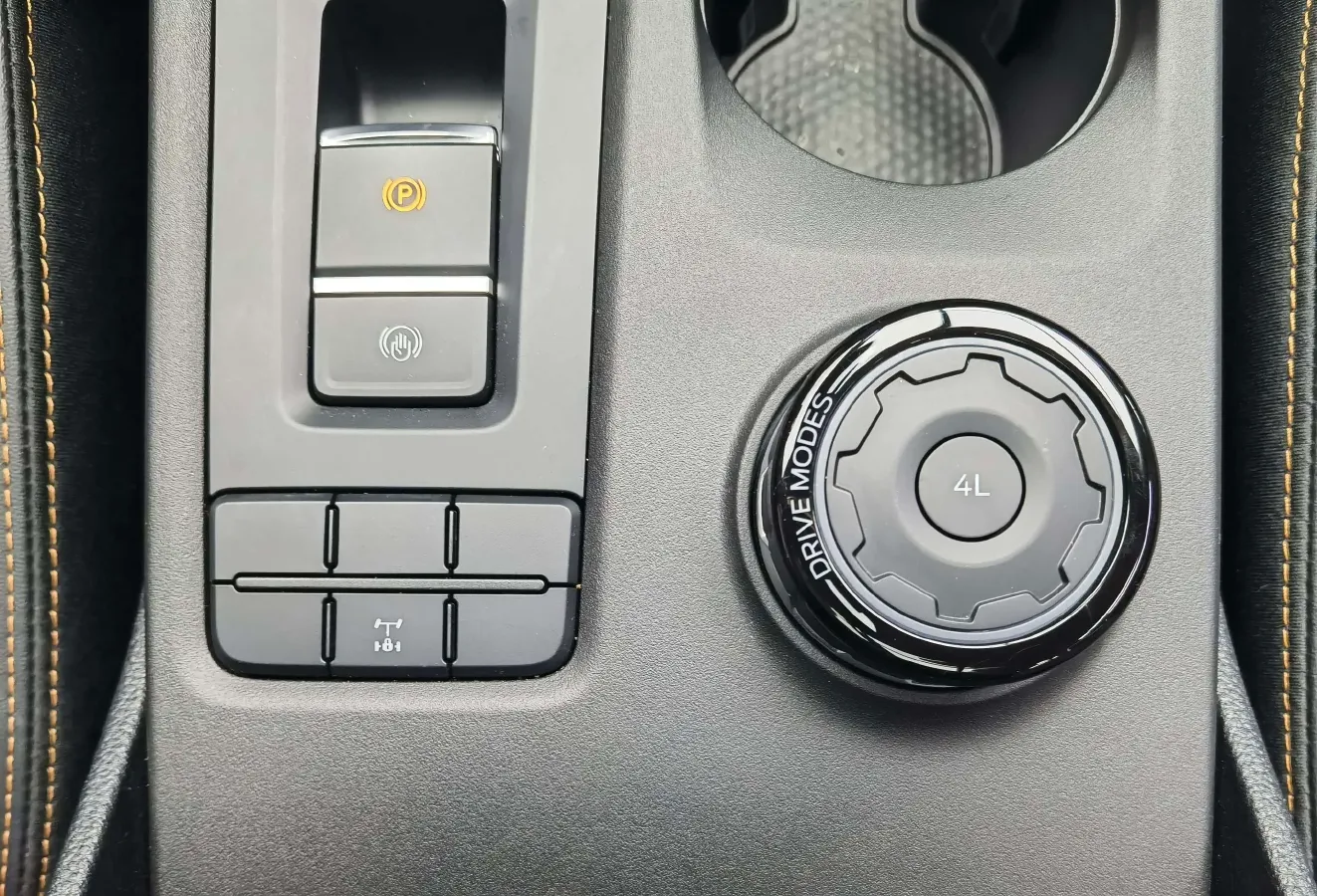 2023 Ford Ranger 2.3T 258HP L4 8AT,autocango,china used car exporter,china ev exporter,chinese used car exporter,chinese used ev exporter