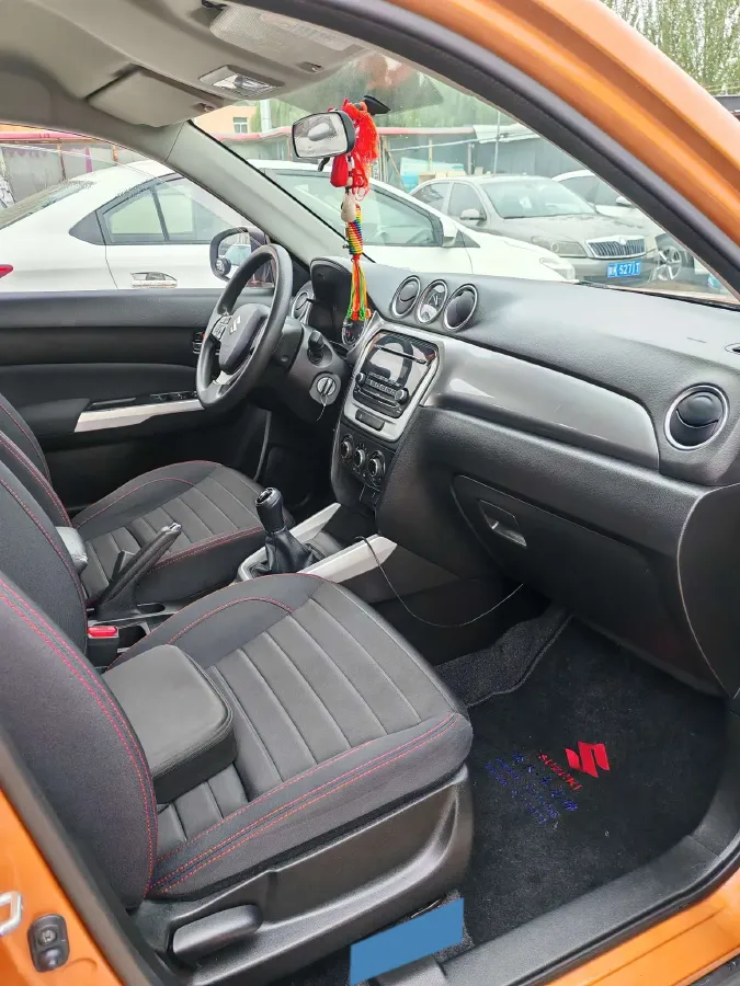 2016 Suzuki Vitara 1.6L 122HP L4 5MT,autocango,china used car exporter,china ev exporter,chinese used car exporter,chinese used ev exporter